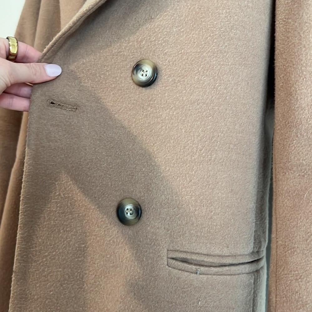 Subdued coat - Picture 2 of 2